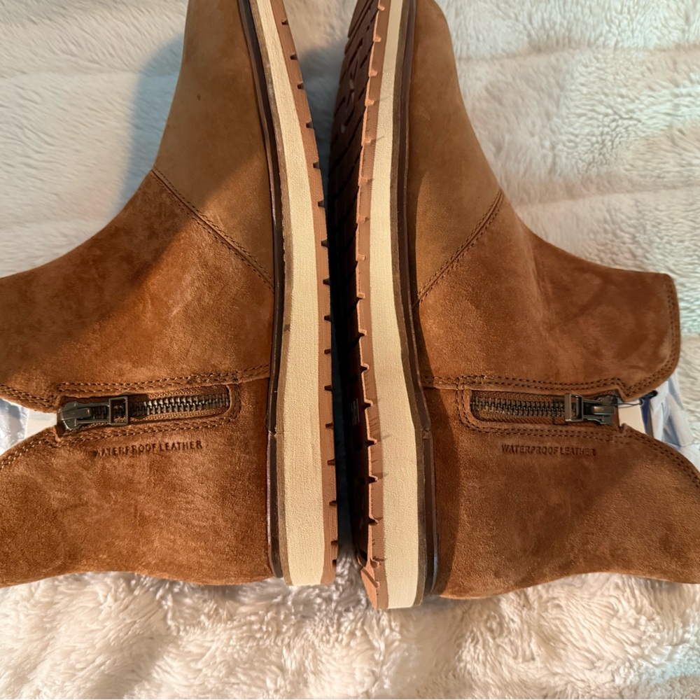 Women’s Helly-Hansen Seraphina Demi Waterproof Boot Low Cut Slip-on New 9.5 - Picture 11 of 15